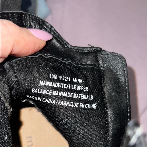 Maurice’s Booties - Picture 4 of 4